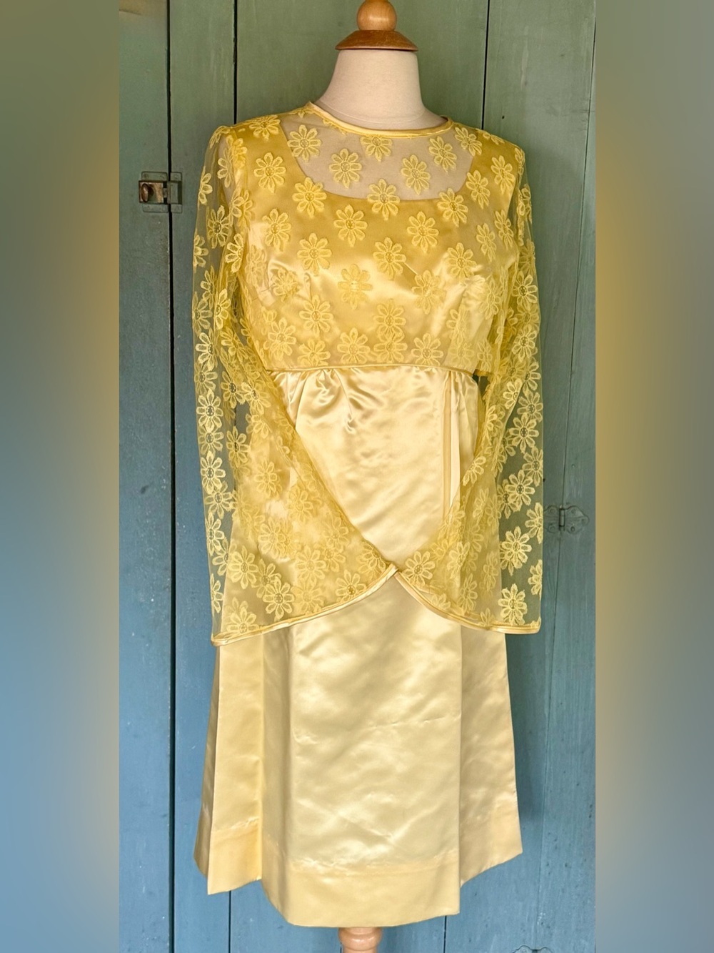 VTG 60's Mod Flower Power Slipper Satin Empire Sunflower Shrug Party Dress M+